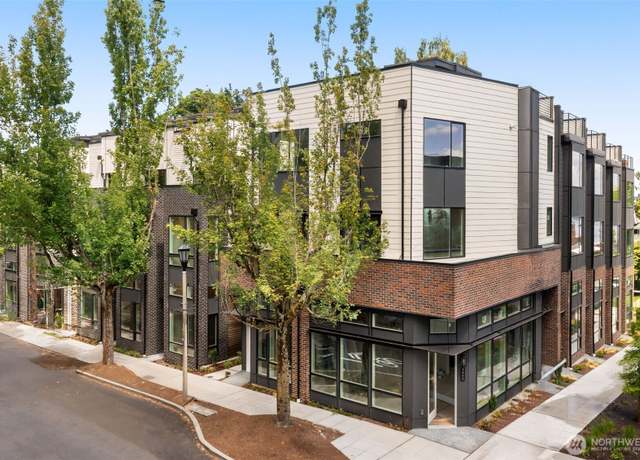 Property at 1106 B 34th Ave, Seattle, WA 98122, 2 beds, 2 baths