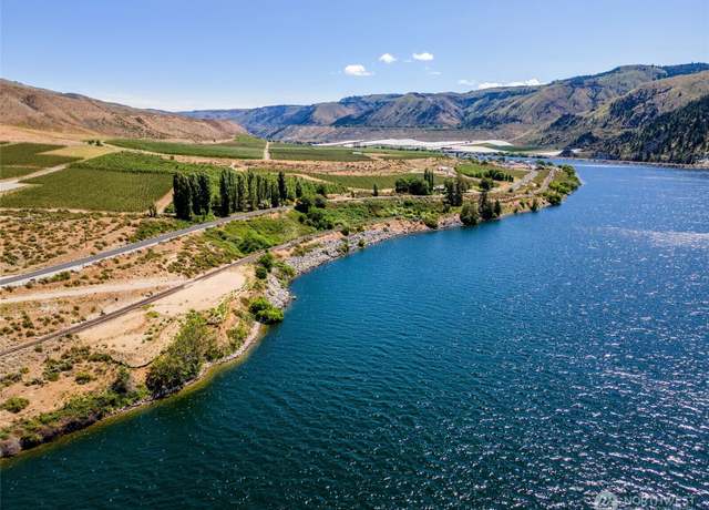 Property at 2523 Stayman Flats Rd, Chelan, WA 98816