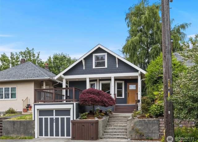 Property at 1218 NE 69th St, Seattle, WA 98115, 3 beds, 2.5 baths