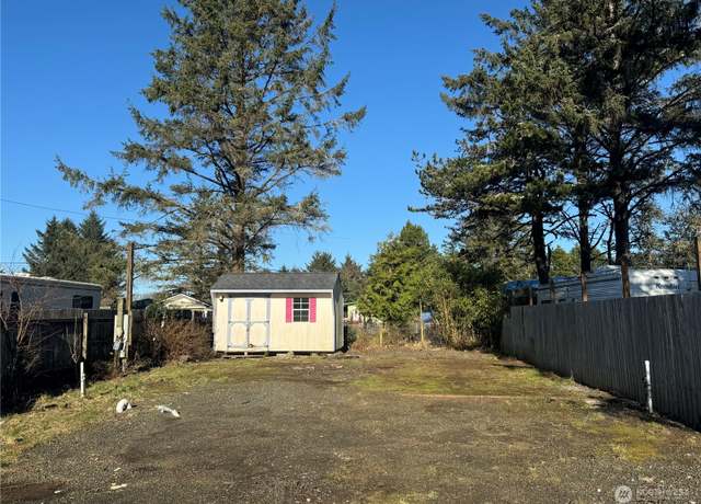 Property at 856 Trinidad Ct NE, Ocean Shores, WA 98569