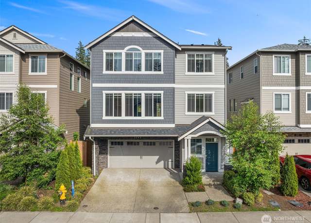 Property at 3303 103rd Dr NE, Lake Stevens, WA 98258, 4 beds, 3.5 baths