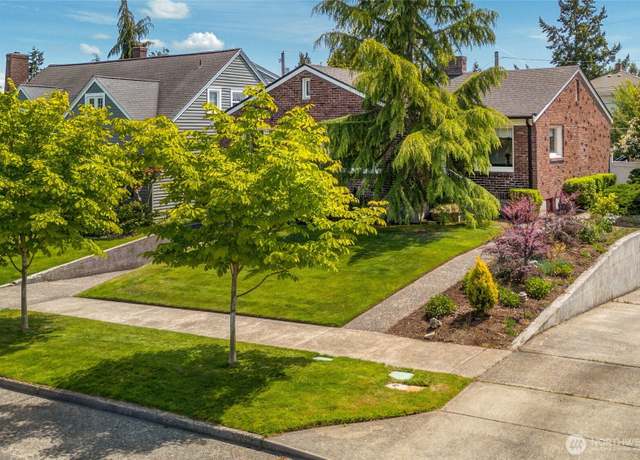 Property at 4114 N 37th St, Tacoma, WA 98407, 3 beds, 2 baths