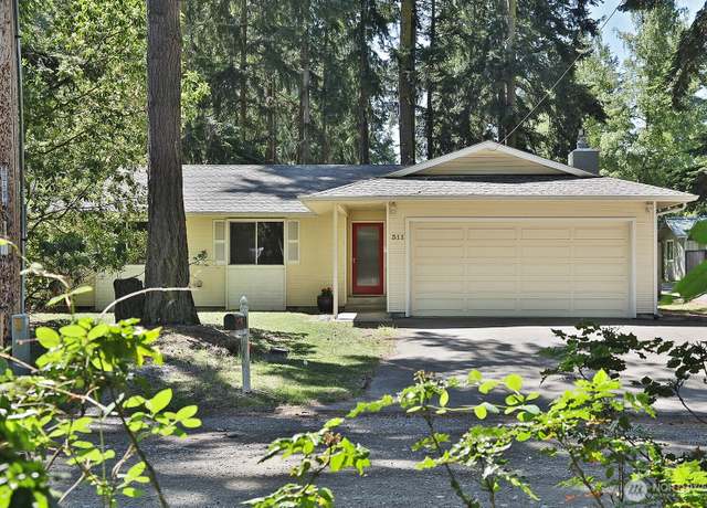 Property at 311 Edgecliff Dr, Langley, WA 98260, 3 beds, 2 baths
