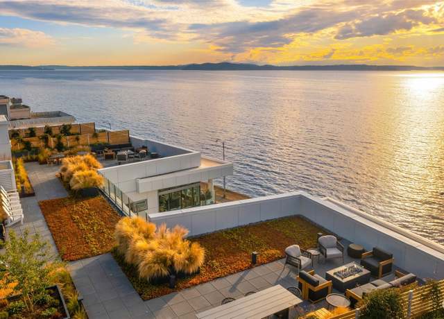 Property at 1250 Alki Ave SW Unit 2C, Seattle, WA 98116, 1 bed, 1.5 baths