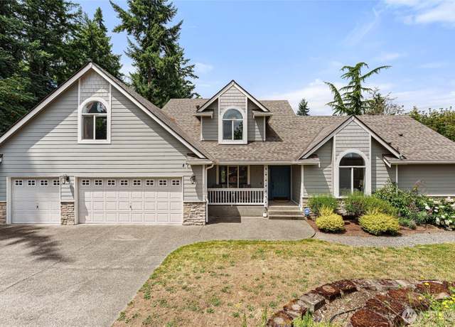 Property at 1716 7th St SE, Puyallup, WA 98372, 5 beds, 3.5 baths