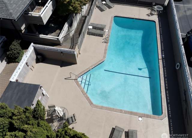 Property at 812 100th Ave NE #102, Bellevue, WA 98004, 2 beds, 1 bath