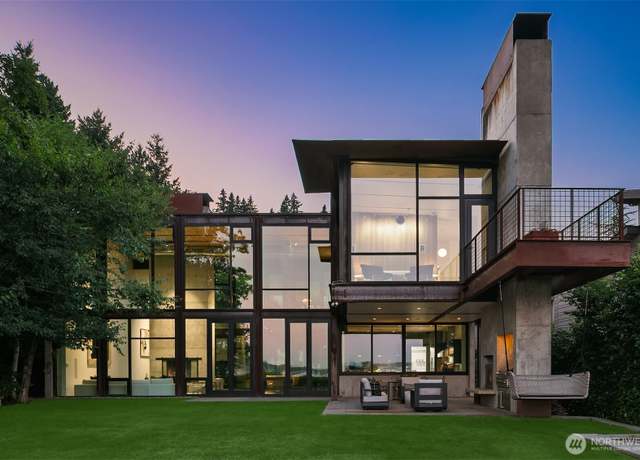 Property at 8320 Avalon Dr, Mercer Island, WA 98040, 4 beds, 3.5 baths