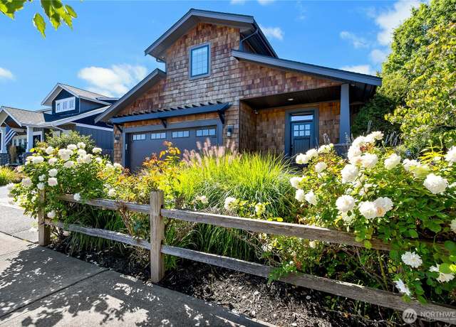 Property at 1720 8th Ave SW, Puyallup, WA 98371, 3 beds, 2 baths