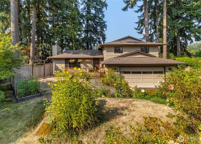 Property at 2413 Lisa Ln, Bellingham, WA 98229, 3 beds, 2.5 baths