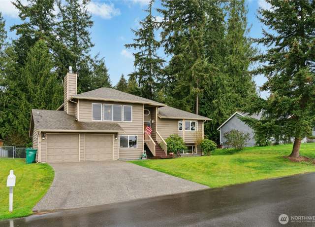 Property at 2930 Viewmont Pl, Camano Island, WA 98282, 3 beds, 3 baths