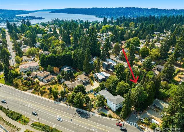 Property at 2821 Bellevue Way SE, Bellevue, WA 98004, 6 beds, 4 baths