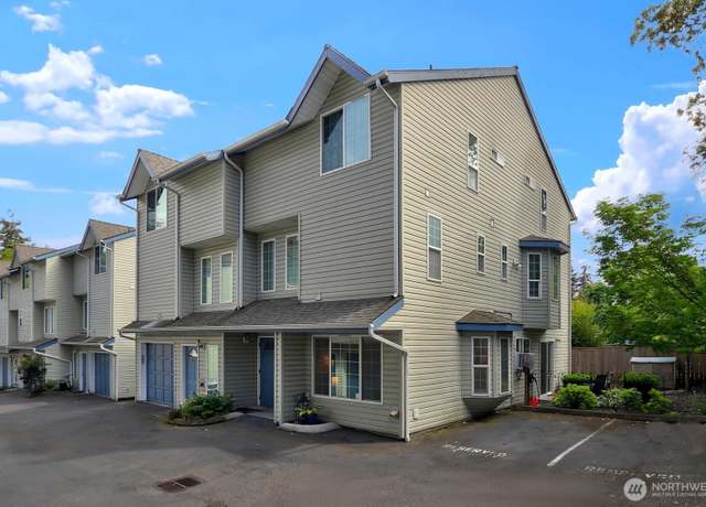 Property at 12549 Roosevelt Way NE #13, Seattle, WA 98125, 1 bed, 1 bath
