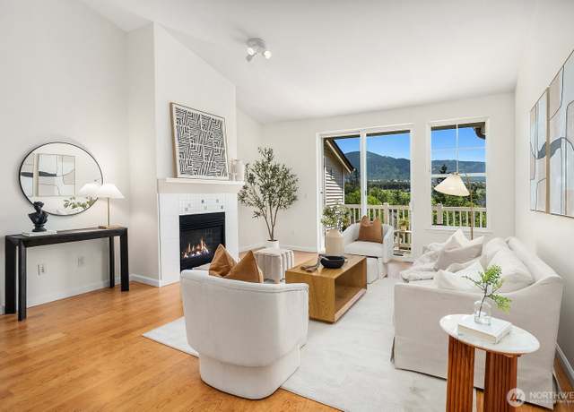 Property at 23420 SE Black Nugget Rd Unit E-302, Issaquah, WA 98029, 2 beds, 2 baths