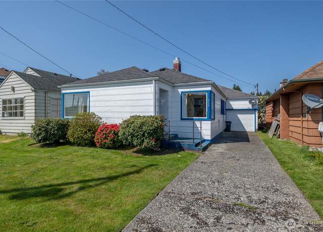 Property at 239 Emerson Ave, Hoquiam, WA 98550, 3 beds, 1 bath