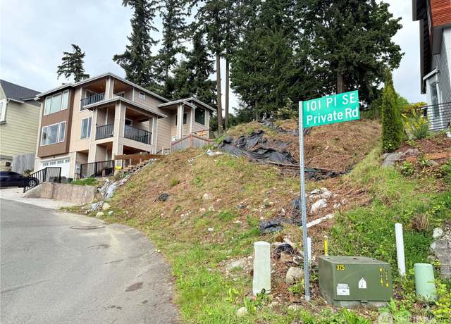 Property at 22728 101st Pl SE, Kent, WA 98031