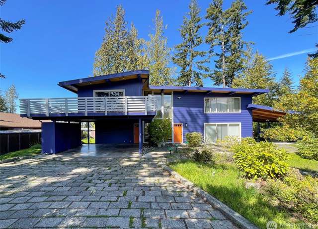 Property at 1429 W 12th St, Port Angeles, WA 98363, 3 beds, 2.5 baths