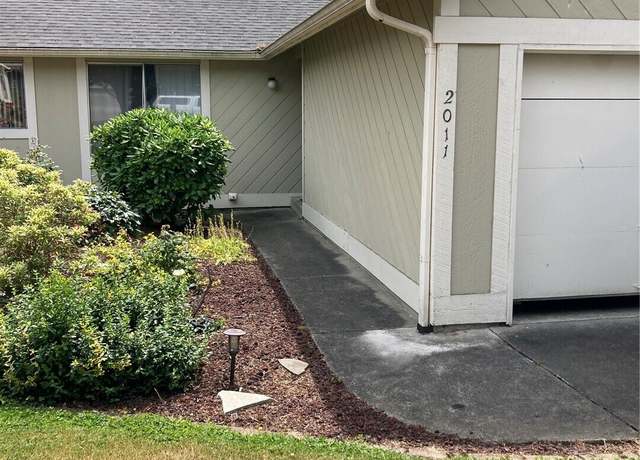 Property at 2011 SW 307th St Unit 1-B, Federal Way, WA 98023, 2 beds, 2 baths