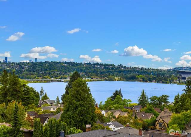 Property at 3865 46th Ave NE, Seattle, WA 98105, 5 beds, 4.5 baths