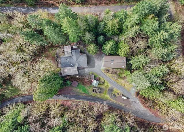 Property at 18702 208th Ave SE, Monroe, WA 98272, 4 beds, 2 baths