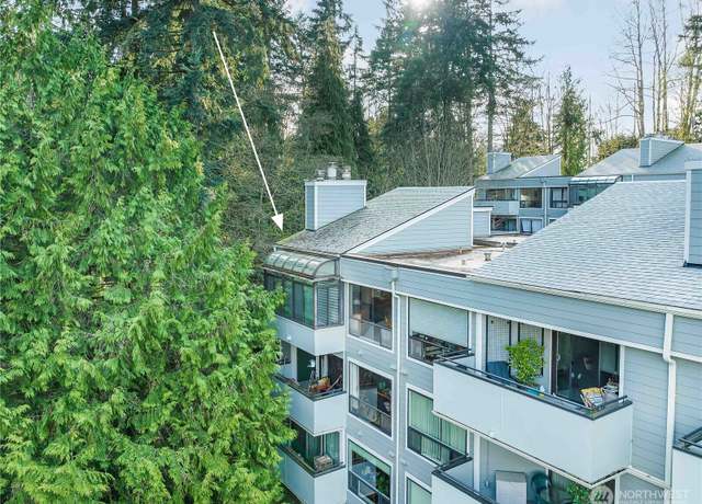 Property at 13741 15th Ave NE Unit C-12, Seattle, WA 98125, 3 beds, 2 baths