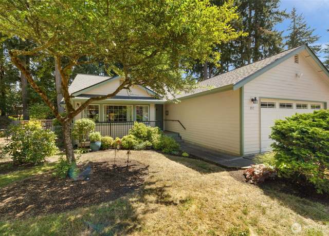 Property at 3917 SE Tennis Ct, Port Orchard, WA 98366, 3 beds, 2 baths