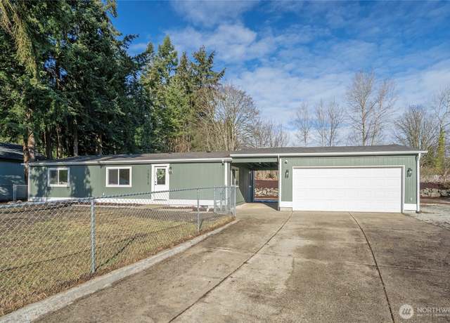 Property at 10015 129th Street Ct E, Puyallup, WA 98373, 3 beds, 2 baths