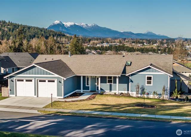 Property at 30 Sundae Dr, Sequim, WA 98382, 2 beds, 2.5 baths