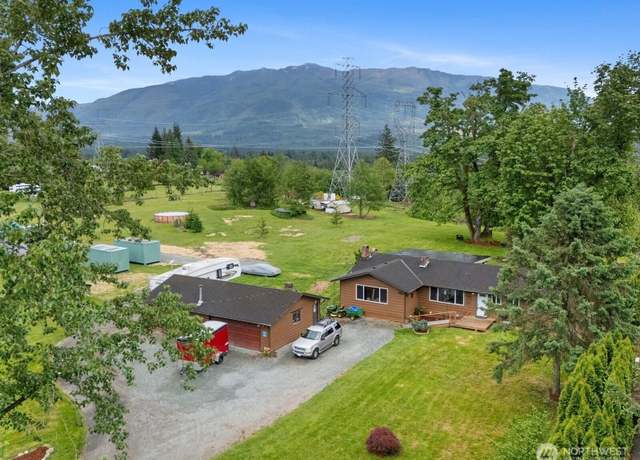 Property at 32720 124th St SE, Sultan, WA 98294, 3 beds, 1.5 baths