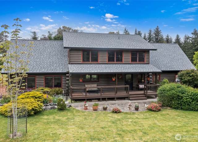 Property at 5410 SW 244th St, Vashon, WA 98070, 3 beds, 2.5 baths