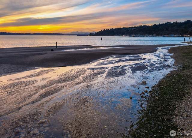 Property at 4409 Marine View Dr, Tacoma, WA 98422
