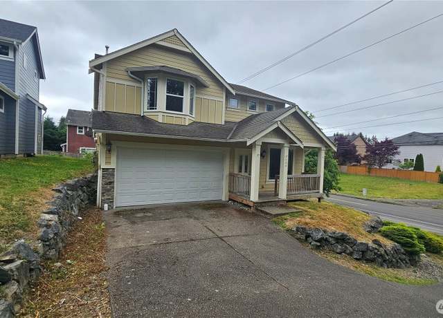 Property at 704 7th Ave SW, Tumwater, WA 98512, 4 beds, 2.5 baths