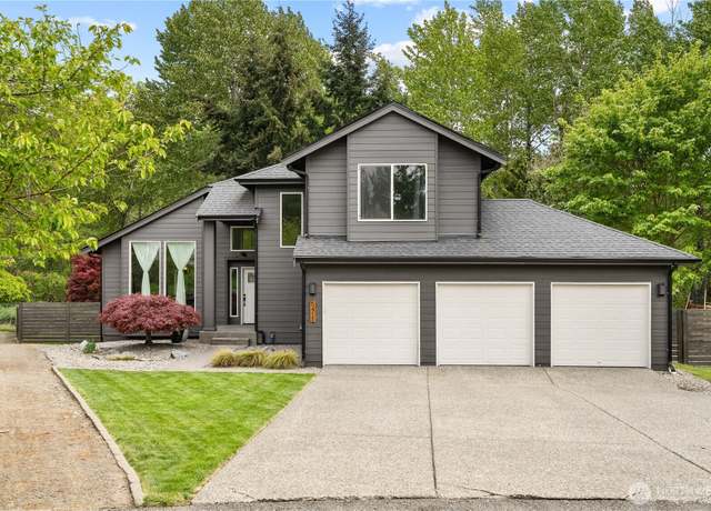 Property at 6411 86th Street Ct E, Puyallup, WA 98371, 4 beds, 3 baths