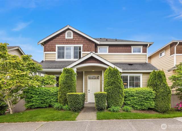 Property at 17015 Woodside Dr SE, Renton, WA 98058, 3 beds, 2.5 baths