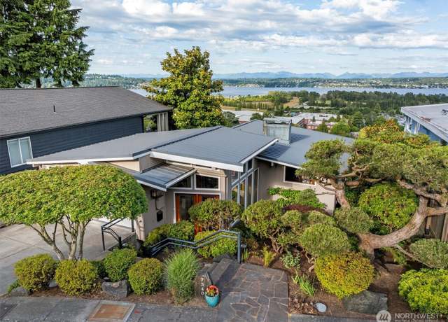 Property at 7340 56th Ave NE, Seattle, WA 98115, 4 beds, 3 baths