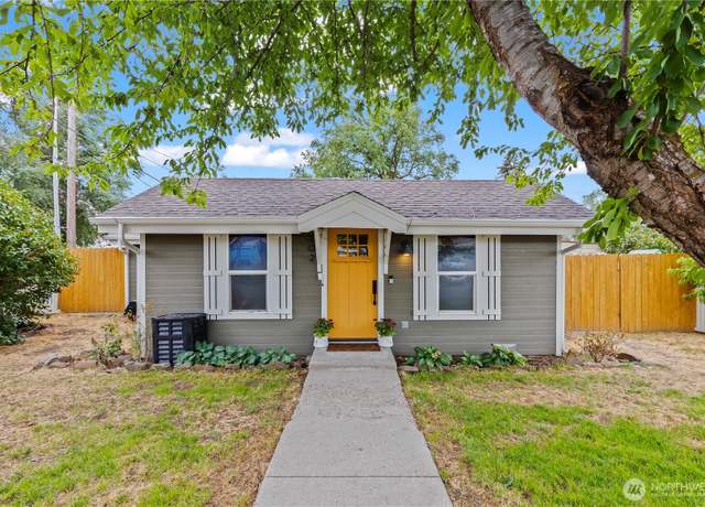 Property at 102 E Manitoba Ave, Ellensburg, WA 98926, 2 beds, 1 bath