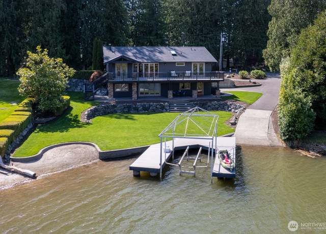 Property at 21615 Snag Island Dr E, Lake Tapps, WA 98391, 4 beds, 3 baths