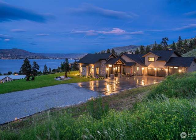 Property at 164 Tonalite Ln, Chelan, WA 98816, 3 beds, 2.5 baths