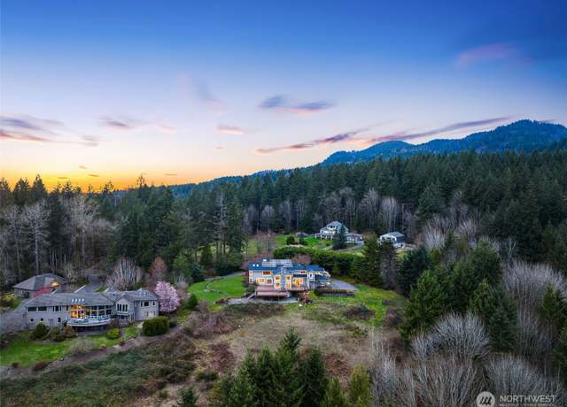Property at 22424 SE 134th St, Issaquah, WA 98027, 4 beds, 4.5 baths