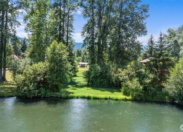 Property at 530 Elk Meadows Rd, Cle Elum, WA 98922