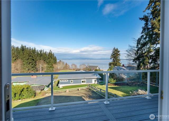 Property at 1263 S View St, Camano Island, WA 98282, 2 beds, 2.5 baths
