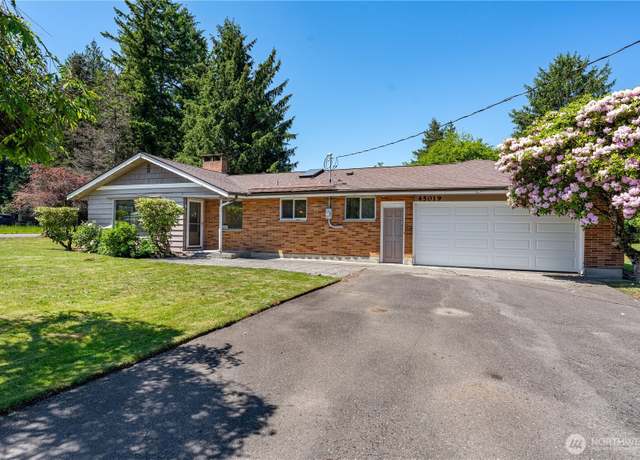 Property at 45019 284th Ave SE, Enumclaw, WA 98022, 3 beds, 2.5 baths