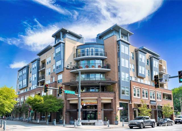 Property at 7800 SE 27th St #302, Mercer Island, WA 98040, 2 beds, 2 baths