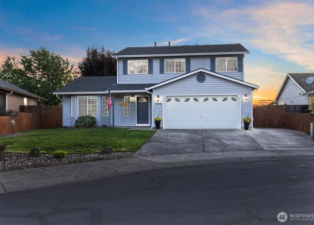 Property at 9716 NE 104th Cir, Vancouver, WA 98662, 4 beds, 2 baths