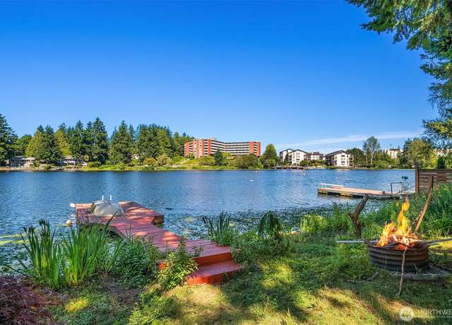 Property at 13302 Bitter Pl N, Seattle, WA 98133, 3 beds, 2.5 baths