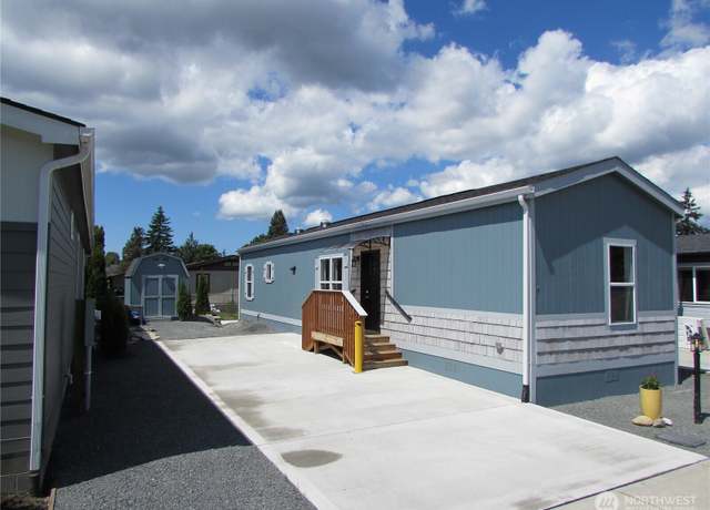 Property at 4424 84th St NE #4, Marysville, WA 98270, 2 beds, 2 baths