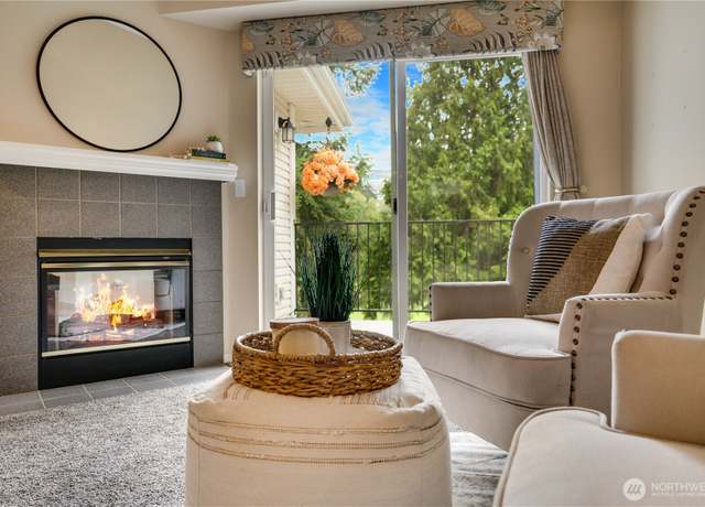 Property at 4714 Fairwood Blvd NE #1704, Tacoma, WA 98422, 2 beds, 2 baths