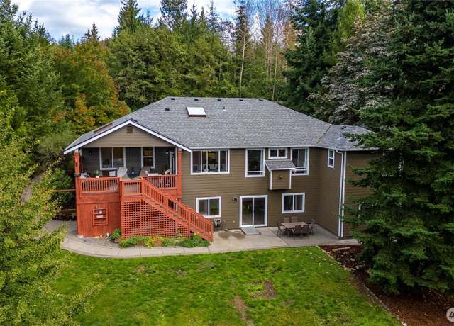 Property at 1280 Sandstone Way, Bellingham, WA 98229, 4 beds, 3 baths