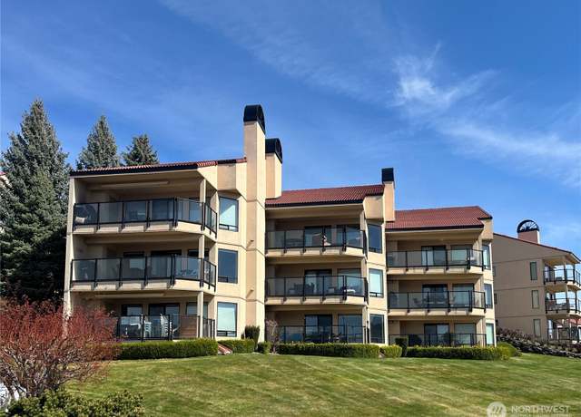 Property at 100 Lake Chelan Shores Dr Unit 19-2, Chelan, WA 98816, 2 beds, 2 baths