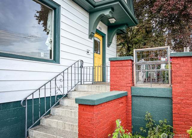 Property at 1915 Dexter Ave N, Seattle, WA 98109, 3 beds, 2 baths