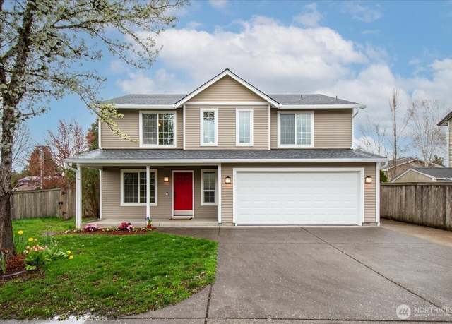 Property at 302 E 15th Pl, La Center, WA 98629, 4 beds, 2.5 baths